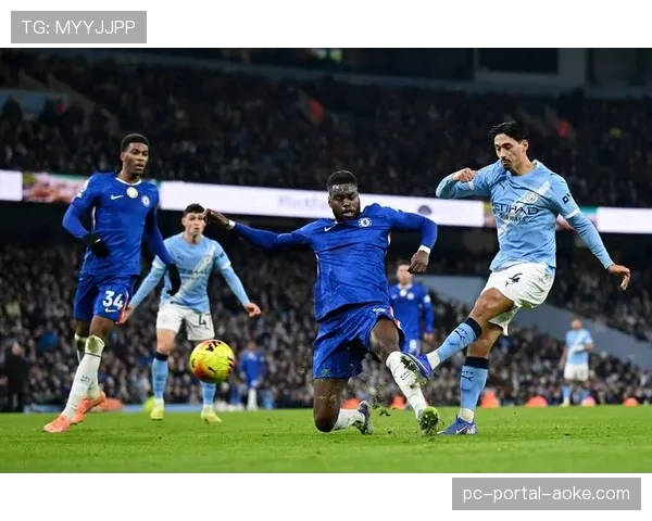 罗德里远射中柱，曼城错失扩大比分良机