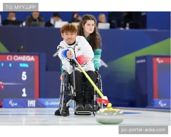 米兰-科尔蒂纳冬残奥会轮椅冰壶混合双打决赛中国队9-7夺冠